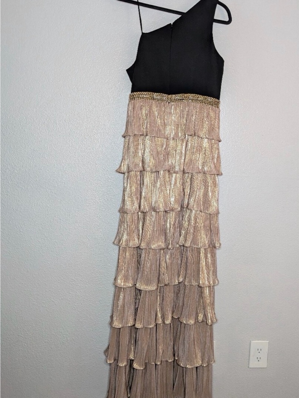 Mac Duggal Dress - Picture 2 of 6